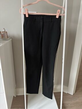 WHBM Elle Slim Ankle Comfort Stretch Pant
